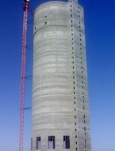 102米尿素造粒塔新建